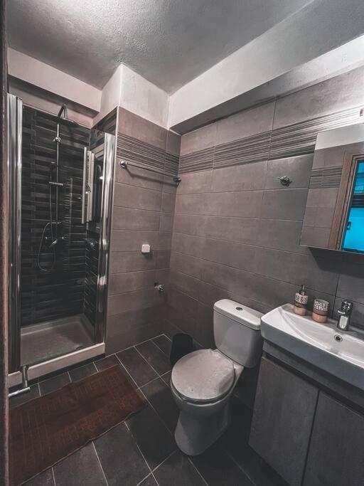Escala Double Loft 1 & Parking In The City Center Volos Esterno foto